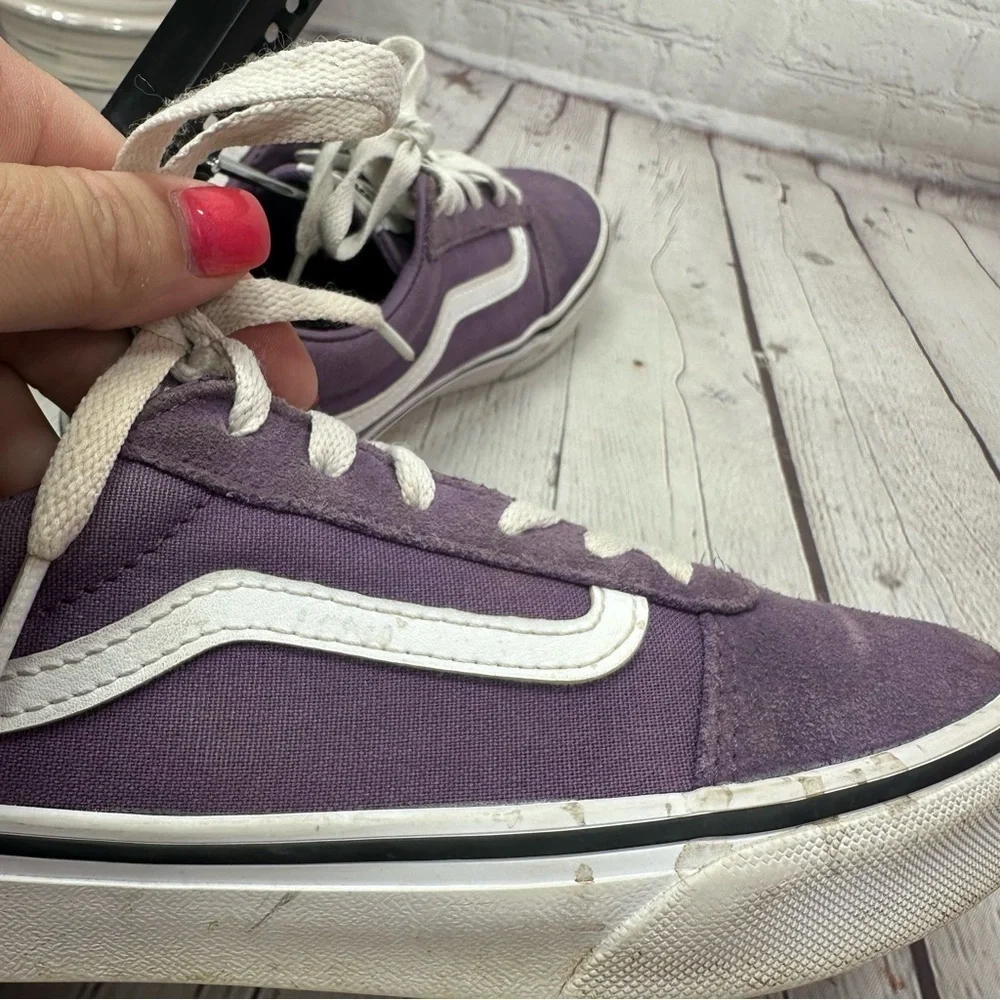 Vans off the wall Purple Low-Top old skool Sneakers suede textile Missy Sz 4